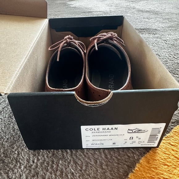 Cole Haan Zerogrand Wingtip Oxford Sneaker in Woodbury - Picture 4 of 6